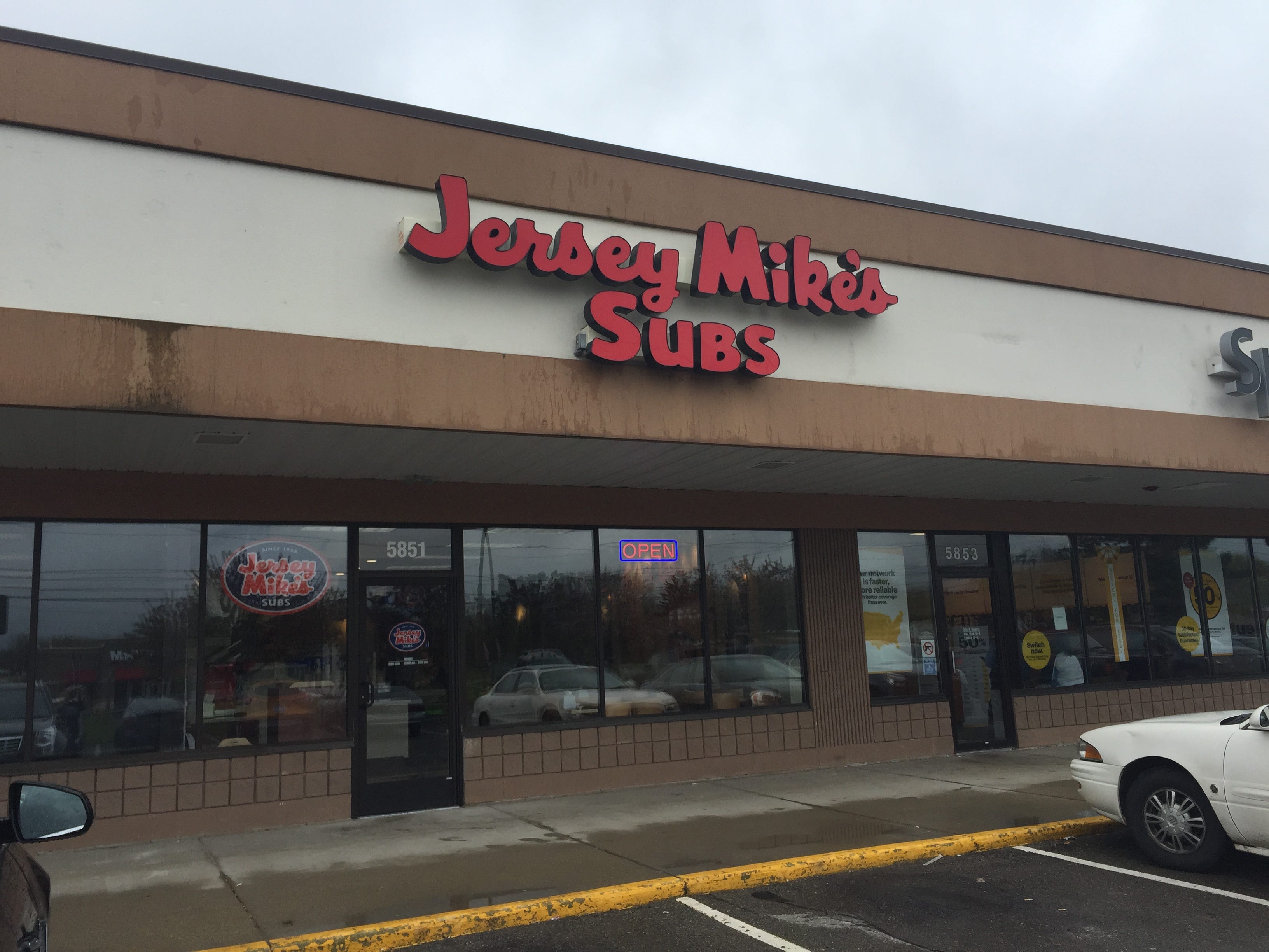 jersey mike's east lansing